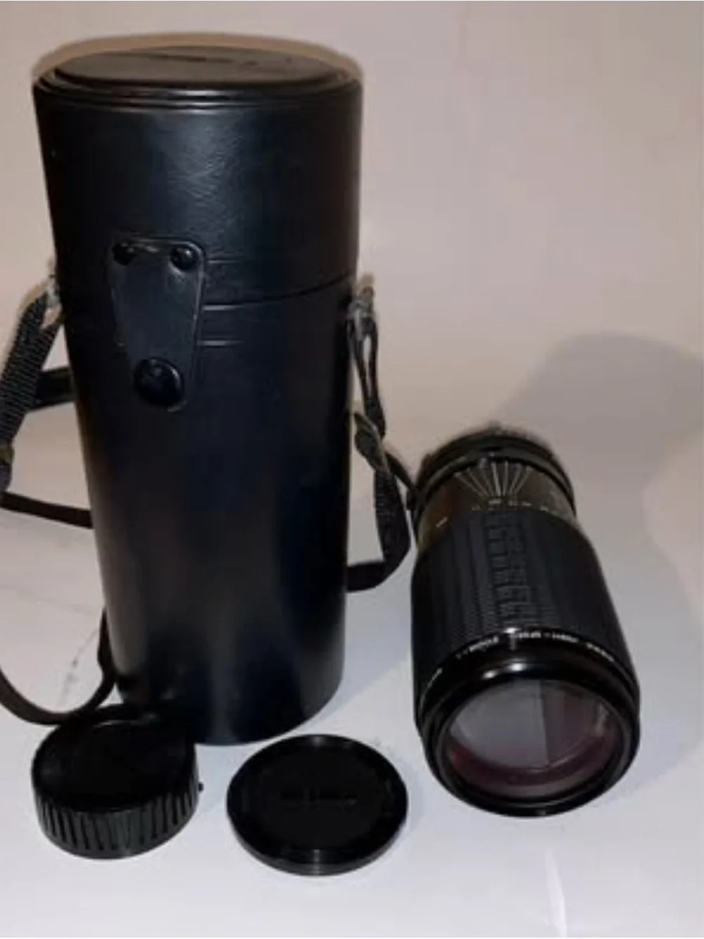 E 601379 Sigma 80-200 High Speed Zoom Lens w/ case~EUC!